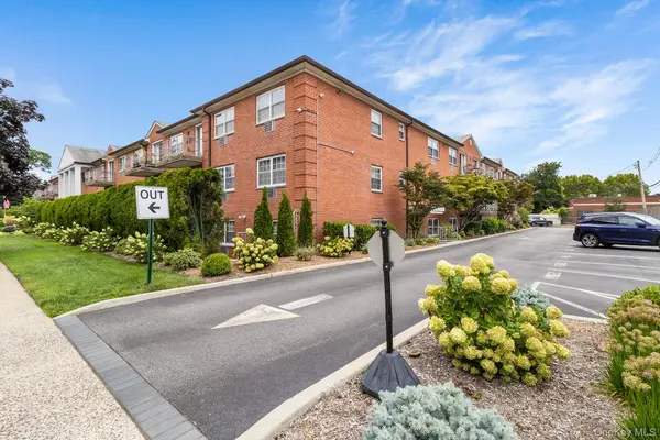 250 N Village AVE #B, Rockville Centre, NY 11570