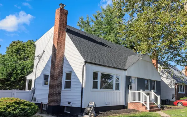 843 Jerusalem AVE, Merrick, NY 11566