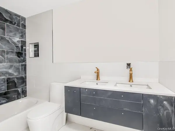 65 W 2nd ST #6, Mount Vernon, NY 10550