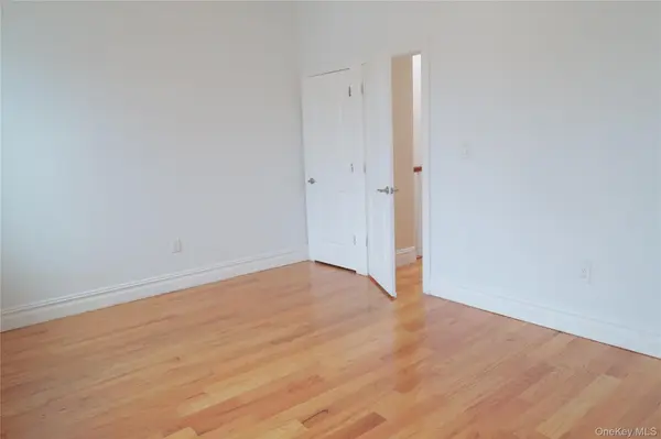 9532 92nd ST, Ozone Park, NY 11416