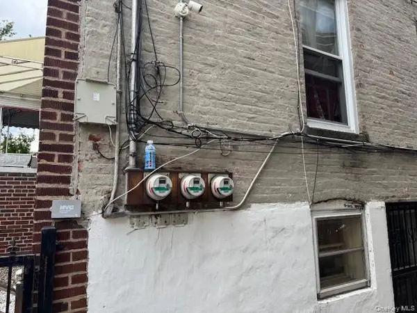 3340 Fish AVE, Bronx, NY 10469
