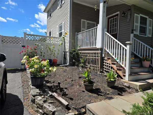 25A Adams Rush RD, Cortlandt Manor, NY 10567