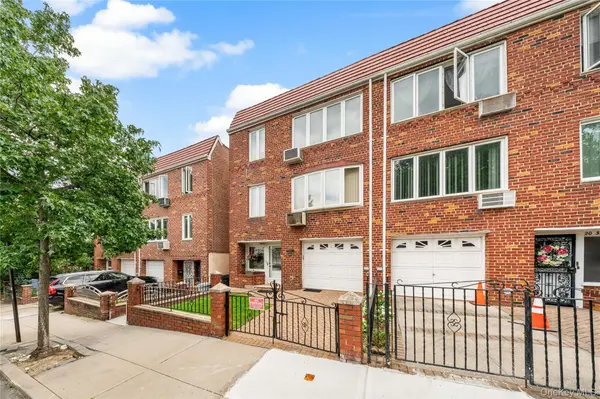 2031 36th ST, Astoria, NY 11105