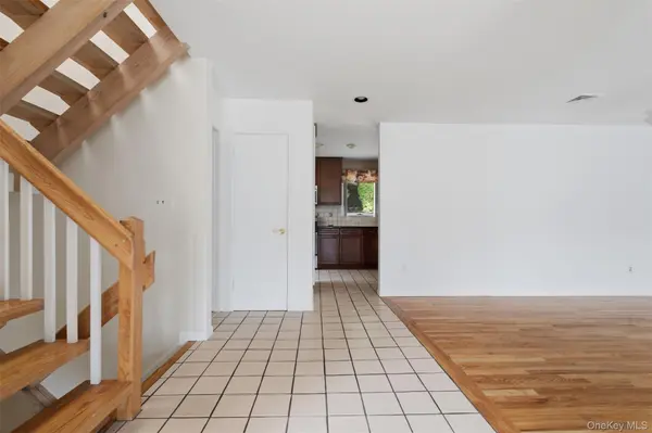 14 Dakota CT, Suffern, NY 10901