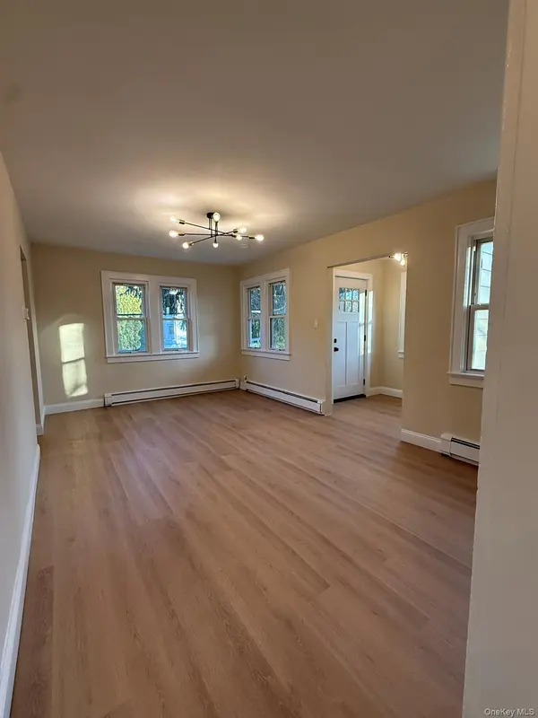 443 north country rd, Sound Beach, NY 11789