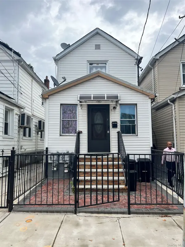 11645 146th ST, Jamaica, NY 11436