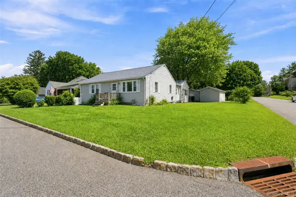 6 Hillside AVE, Suffern, NY 10901
