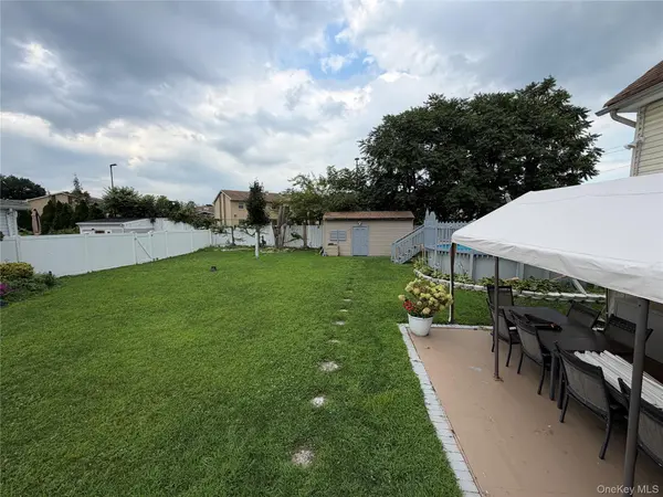 611 Park AVE, Uniondale, NY 11553