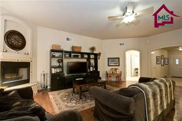 4515 Miramar Arc, Las Cruces, NM 88011