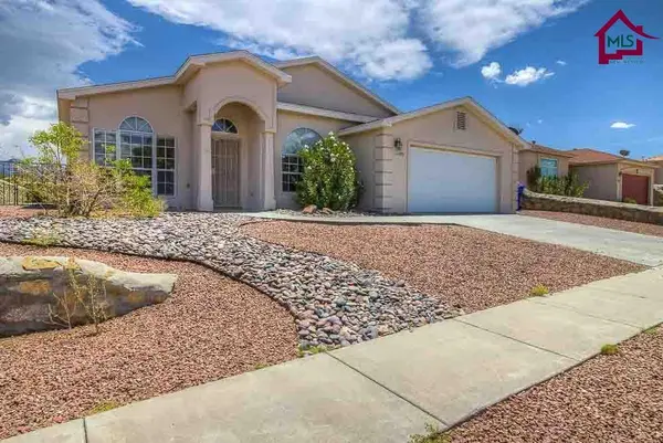 625 Stone Canyon DR, Las Cruces, NM 88011