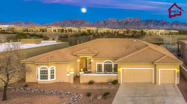 2240 Driftwood CIR, Las Cruces, NM 88011
