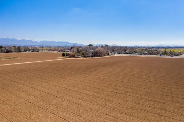 4064 W Picacho AVE, Las Cruces, NM 88007