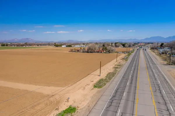 4064 W Picacho AVE, Las Cruces, NM 88007