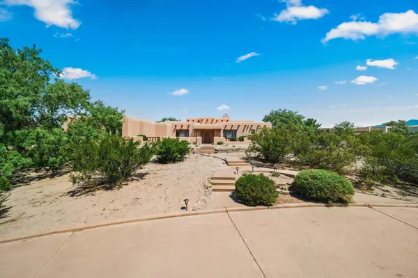 5341 Superstition DR, Las Cruces, NM 88011