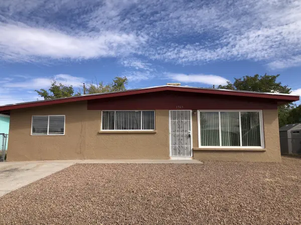 1565 S Esperanza ST, Las Cruces, NM 88001