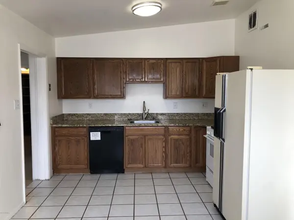 1565 S Esperanza ST, Las Cruces, NM 88001