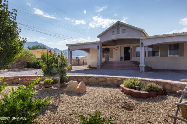 9624 Paetz LN, Las Cruces, NM 88012