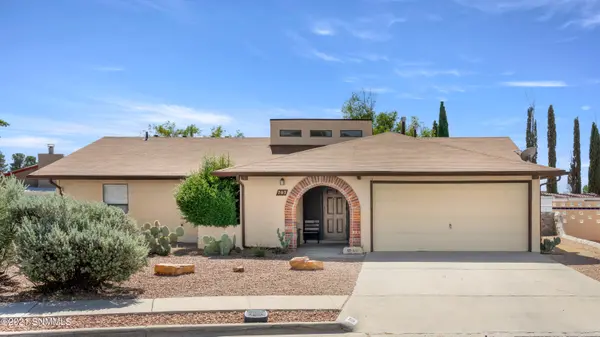 707 Homestead CIR, Las Cruces, NM 88011