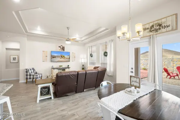 6809 Titan RD, Las Cruces, NM 88012