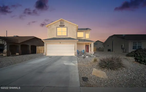 6121 High Desert DR, Las Cruces, NM 88012