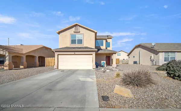 6121 High Desert DR, Las Cruces, NM 88012