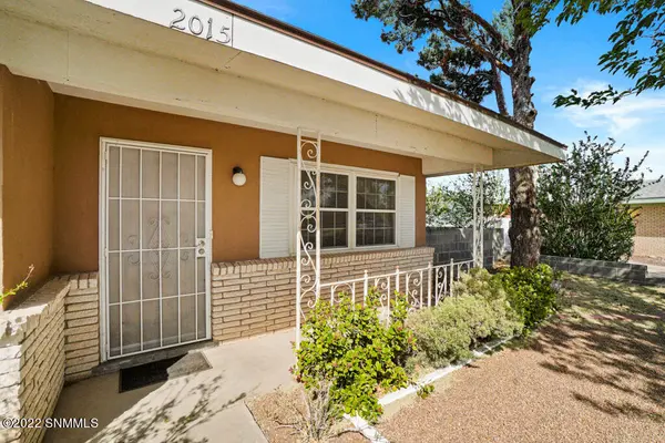 2015 Martha DR, Las Cruces, NM 88001