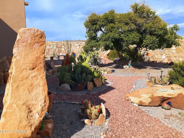 149 Champagne Hills RD, Truth Or Consequences, NM 87901