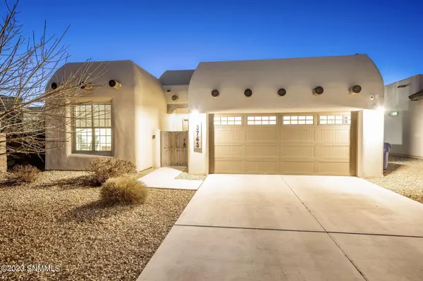 3743 Golden Echo LOOP, Las Cruces, NM 88012