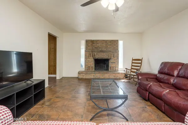 1936 Bromilow ST, Las Cruces, NM 88001