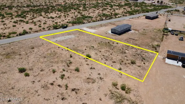9565 Smith LN, Las Cruces, NM 88011