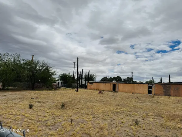 969 Augustine AVE, Las Cruces, NM 88001