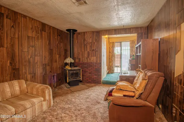 700 Newcomb ST, Las Cruces, NM 88005