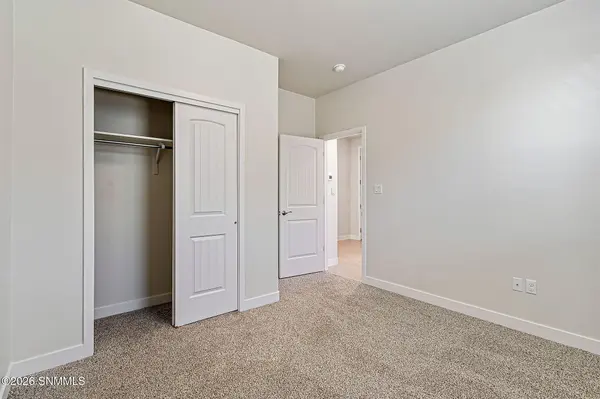 7333 Ultramarine RD, Las Cruces, NM 88012