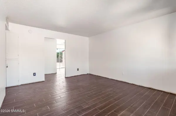 1807 Debra ST, Las Cruces, NM 88001