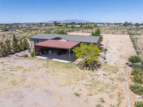 632 Luna Azul DR #2, Chaparral, NM 88081
