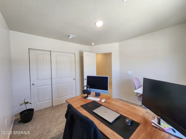 4926 Kailasa DR, Las Cruces, NM 88012