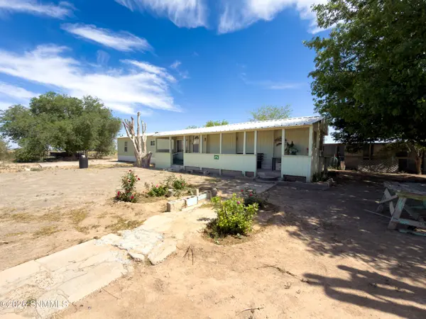 6520 Chickpea RD, Dexter, NM 88230