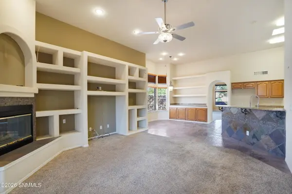2205 Sun Chaser PL, Las Cruces, NM 88011