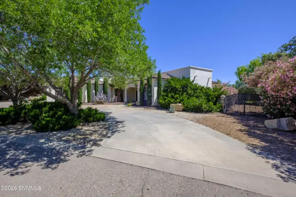 2608 Calle Porton, Las Cruces, NM 88007