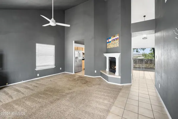 700 Scenic View DR, Las Cruces, NM 88011