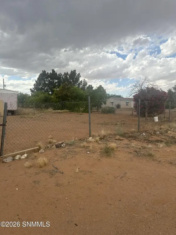 7755 Moonstone ST, Las Cruces, NM 88001