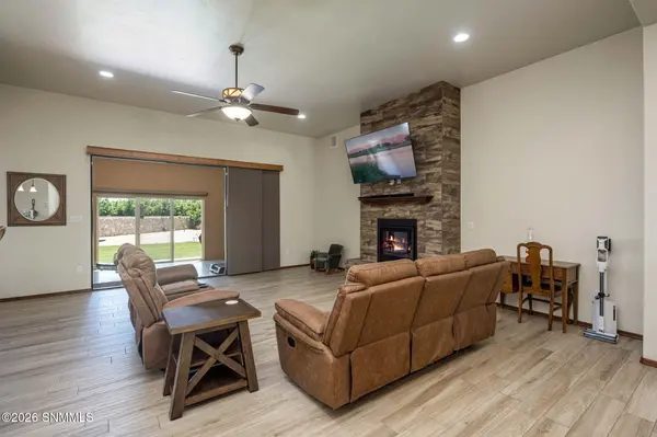 8366 Rancho Vista LOOP, La Mesa, NM 88044