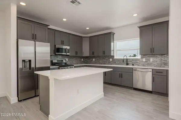 3536 Evy LN, Las Cruces, NM 88012