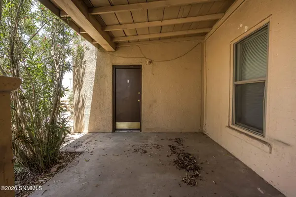809 W Van Patten AVE, Las Cruces, NM 88005
