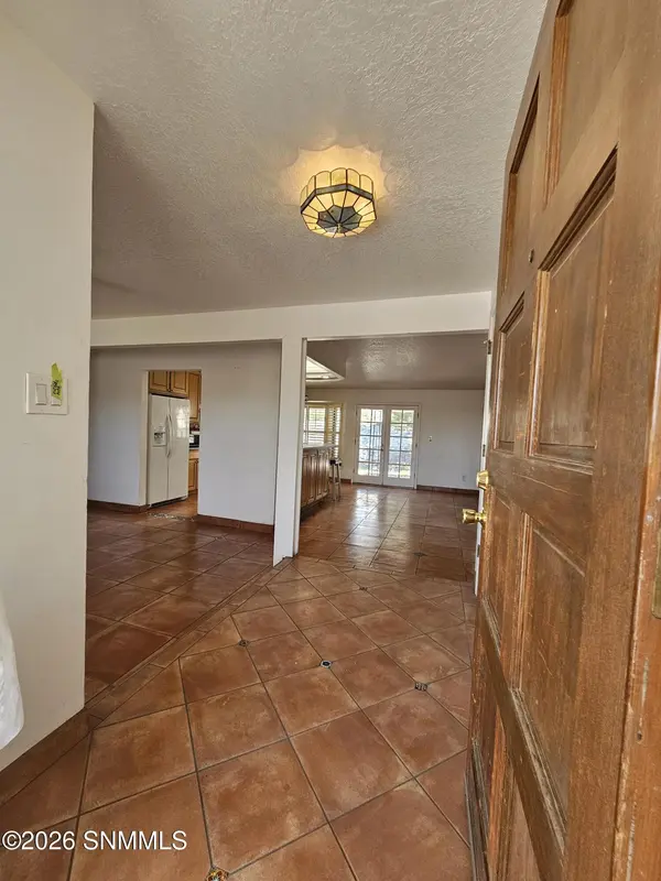 1608 Regal RDG, Las Cruces, NM 88011