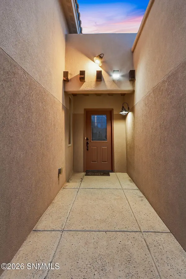 4627 Brighton CIR, Las Cruces, NM 88011