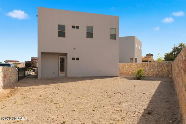 2005 E Villa Napoli LOOP, Las Cruces, NM 88011