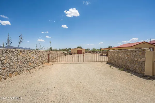 8290 Bataan Memorial, Las Cruces, NM 88011