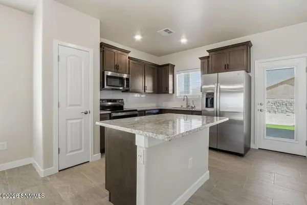 2049 Meteor ST, Las Cruces, NM 88012