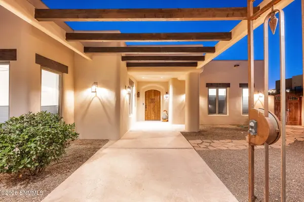 8109 Constitution RD, Las Cruces, NM 88007